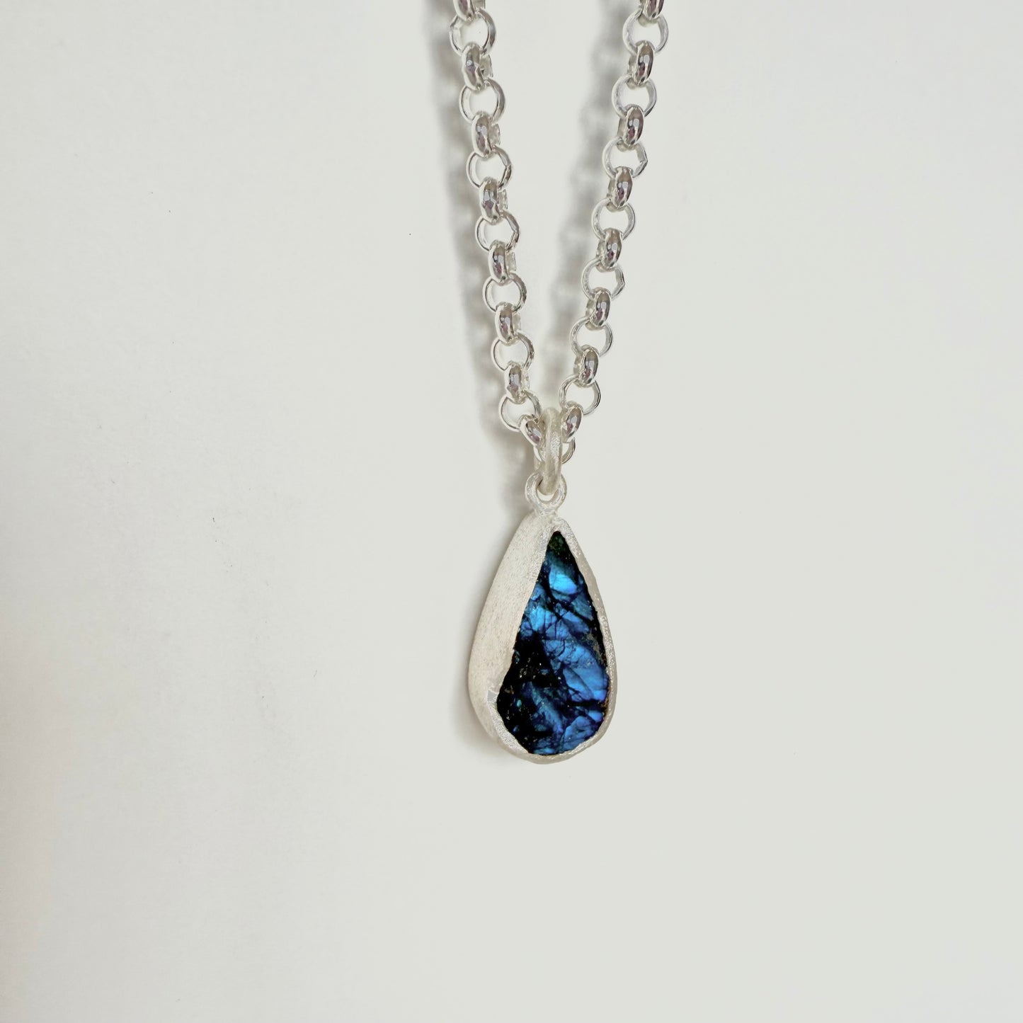 Rocky River Raw Labradorite Pendant-SD3302B